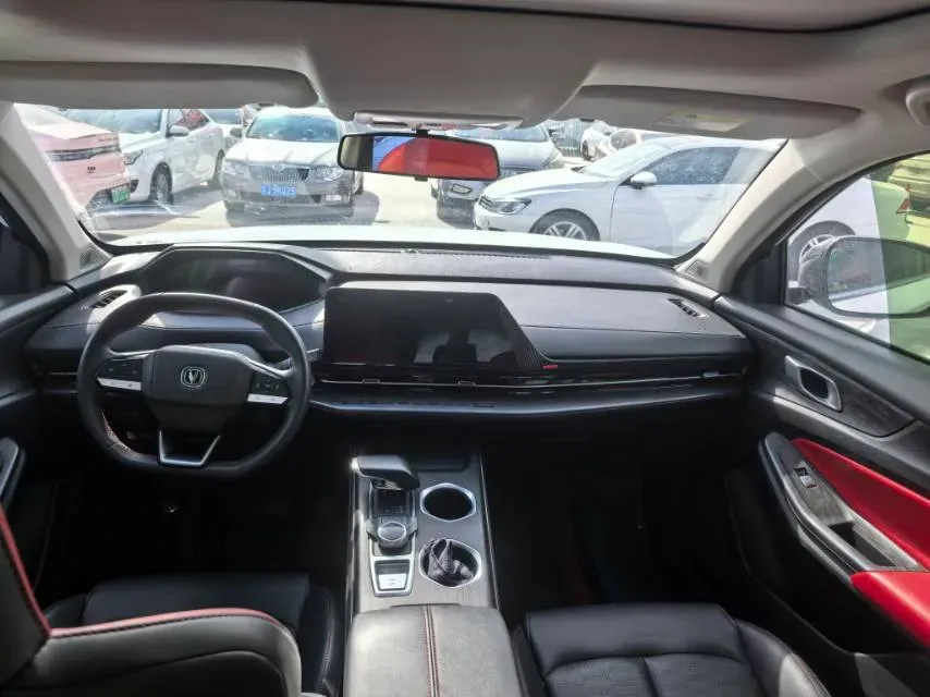 2022 ChangAn Oshan X7 Plus 1.5T 188HP L4 7DCT,autocango,china used car exporter,china ev exporter,chinese used car exporter,chinese used ev exporter