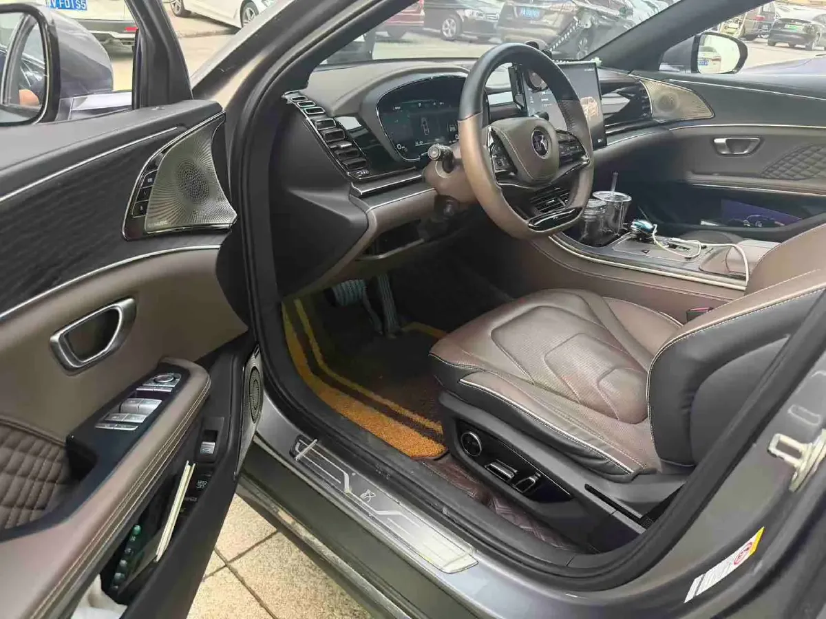 2022 Lincoln Corsair 2.0T 245HP L4 8AT,autocango,china used car exporter,china ev exporter,chinese used car exporter,chinese used ev exporter