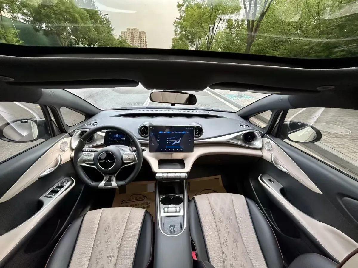 2023 BYD Dolphin BEV 44.928KWH,autocango,china used car exporter,china ev exporter,chinese used car exporter,chinese used ev exporter