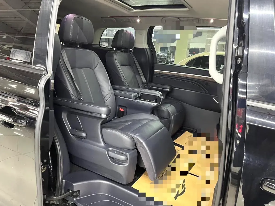 2021 GAC Trumpchi M8 2.0T 252HP L4 8AT,autocango,china used car exporter,china ev exporter,chinese used car exporter,chinese used ev exporter