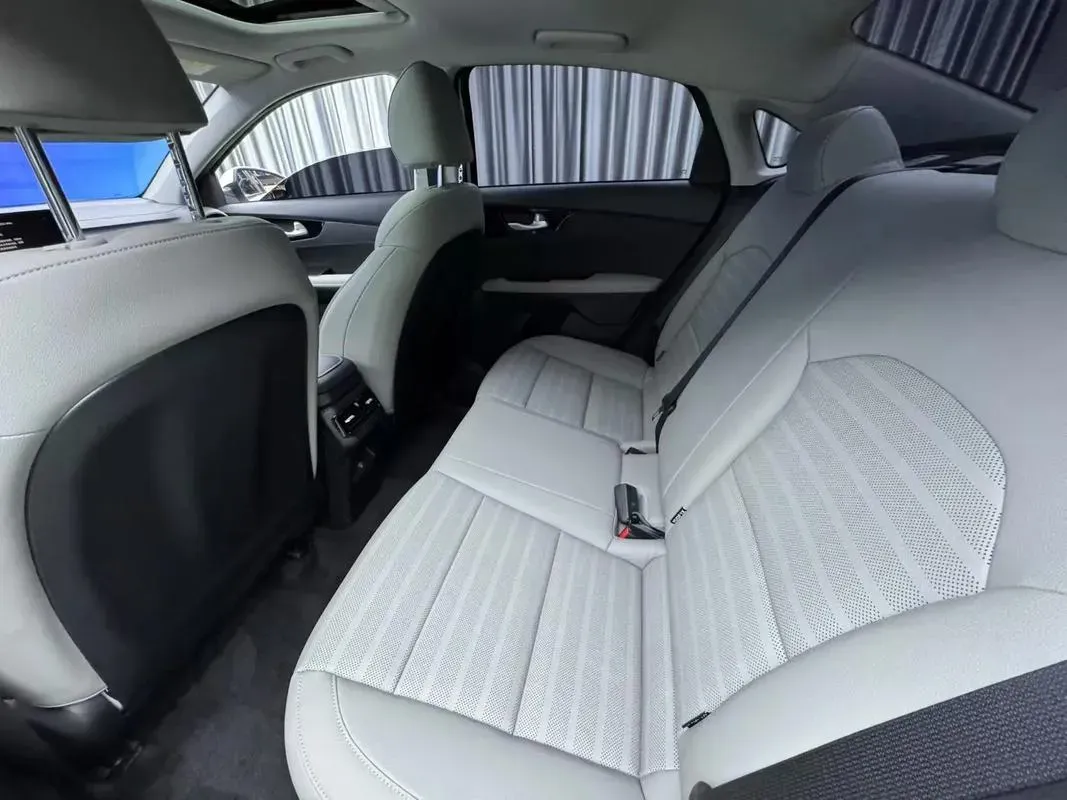 2023 Kia K3 1.5L 115HP L4 CVT,autocango,china used car exporter,china ev exporter,chinese used car exporter,chinese used ev exporter