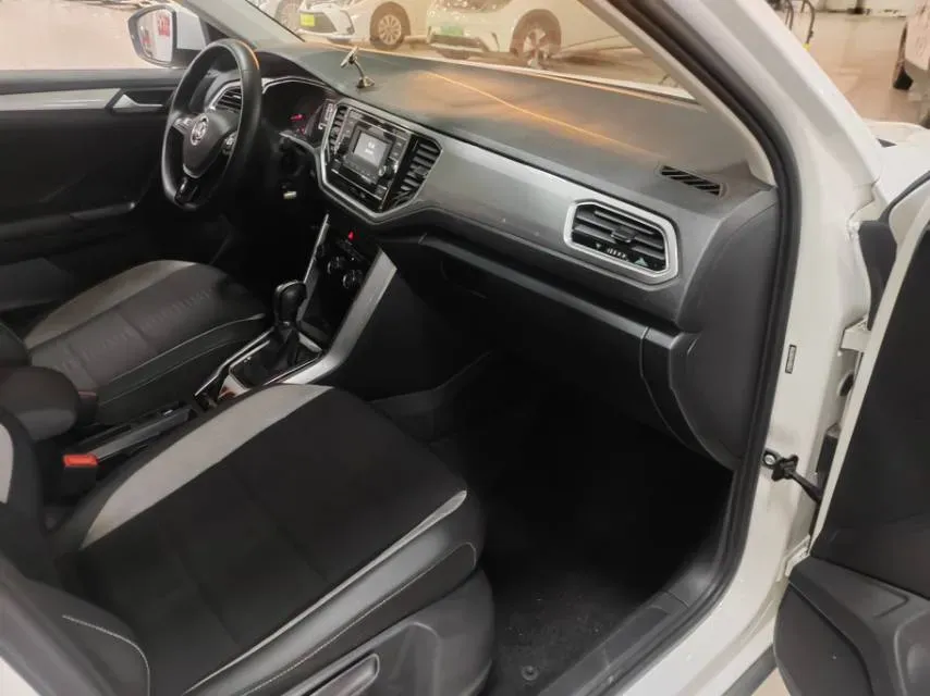 2018 Borgward BX5 1.8T 190HP L4 6AT,autocango,china used car exporter,china ev exporter,chinese used car exporter,chinese used ev exporter