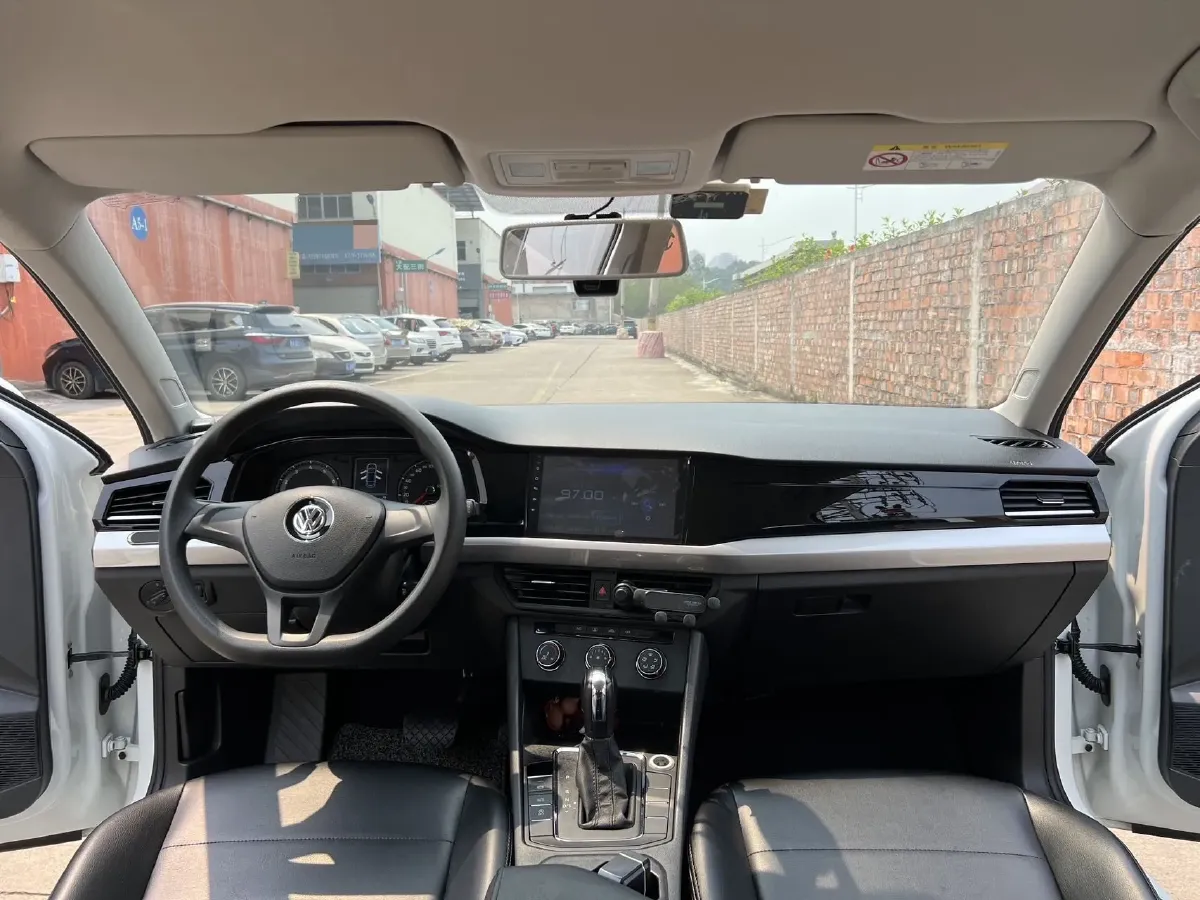 2019 Bestune T77 1.2T 143HP L4 7DCT,autocango,china used car exporter,china ev exporter,chinese used car exporter,chinese used ev exporter