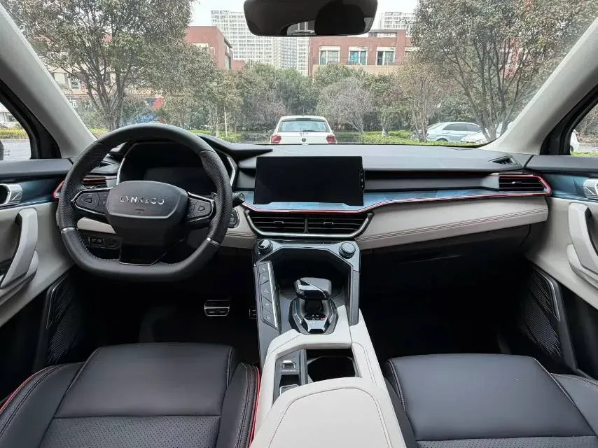 2020 LYNK&CO 06 1.5T 177HP L3 7DCT,autocango,china used car exporter,china ev exporter,chinese used car exporter,chinese used ev exporter