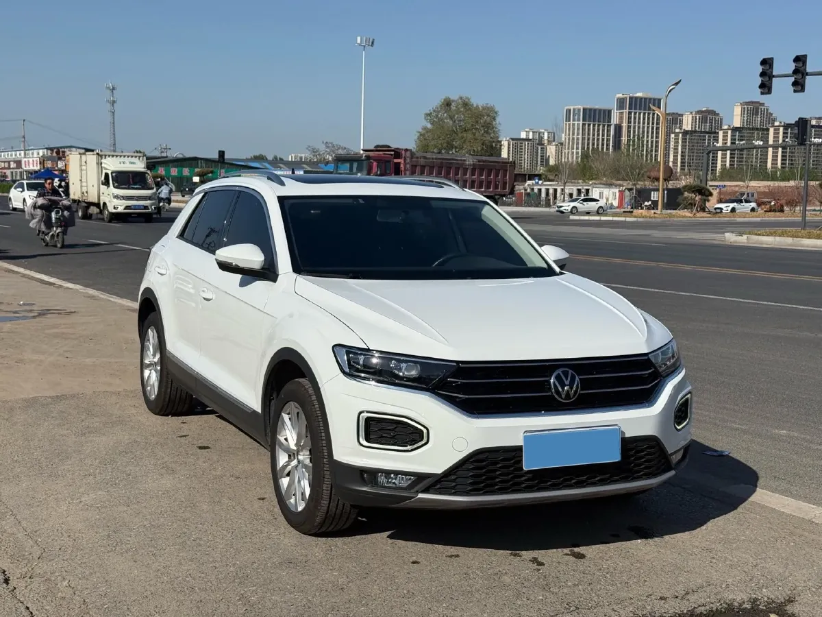 2021 Volkswagen T-Roc 1.4T 150HP L4 7DCT,autocango,china used car exporter,china ev exporter,chinese used car exporter,chinese used ev exporter