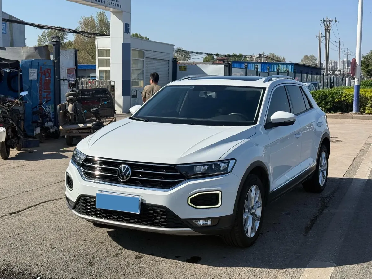 2021 Volkswagen T-Roc 1.4T 150HP L4 7DCT,autocango,china used car exporter,china ev exporter,chinese used car exporter,chinese used ev exporter