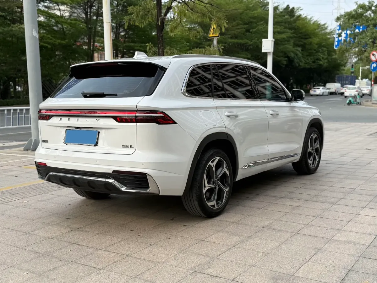 2021 Geely Monjaro 2.0T 218HP L4 7DCT,autocango,china used car exporter,china ev exporter,chinese used car exporter,chinese used ev exporter