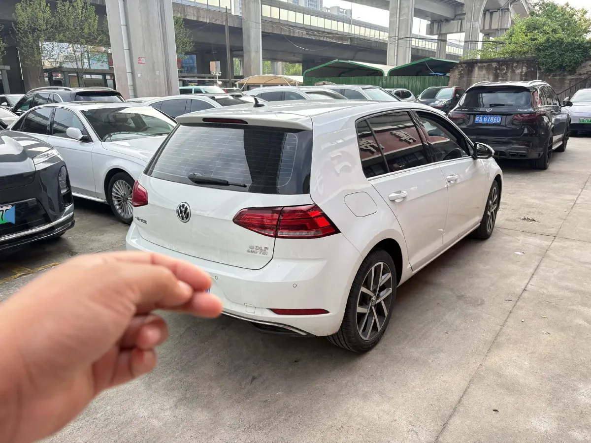 2020 Volkswagen Golf 1.4T 150HP L4 7DCT,autocango,china used car exporter,china ev exporter,chinese used car exporter,chinese used ev exporter