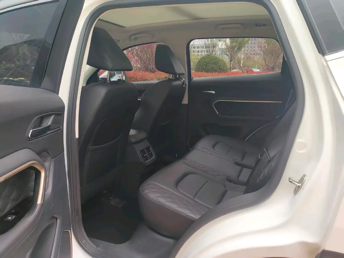 2021 Haval H6 1.5T 150HP L4 7DCT,autocango,china used car exporter,china ev exporter,chinese used car exporter,chinese used ev exporter