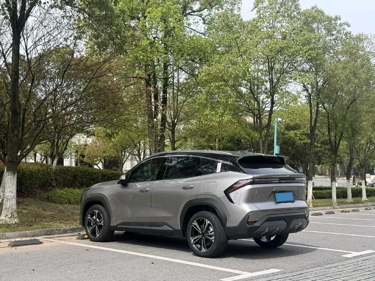 2024 Geely Galaxy L7 1.5T 163HP L4 3DHT PHEV 18.7KWH,autocango,china used car exporter,china ev exporter,chinese used car exporter,chinese used ev exporter