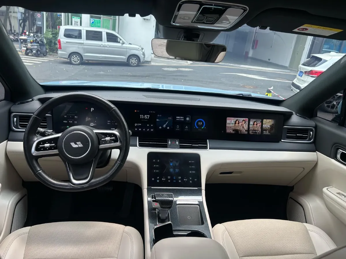 2021 Li ONE Range Extended 131HP REEV 40.5KWH,autocango,china used car exporter,china ev exporter,chinese used car exporter,chinese used ev exporter