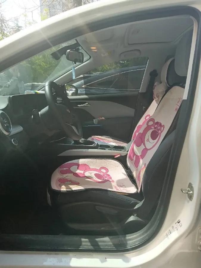 2023 Chevrolet Monza 1.5L 113HP L4 6DCT,autocango,china used car exporter,china ev exporter,chinese used car exporter,chinese used ev exporter