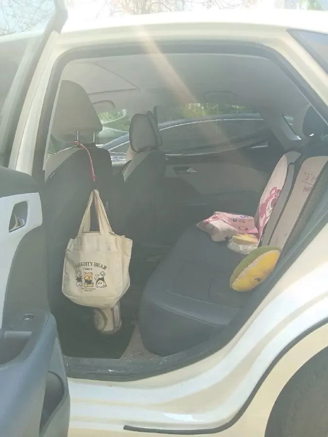 2023 Chevrolet Monza 1.5L 113HP L4 6DCT,autocango,china used car exporter,china ev exporter,chinese used car exporter,chinese used ev exporter