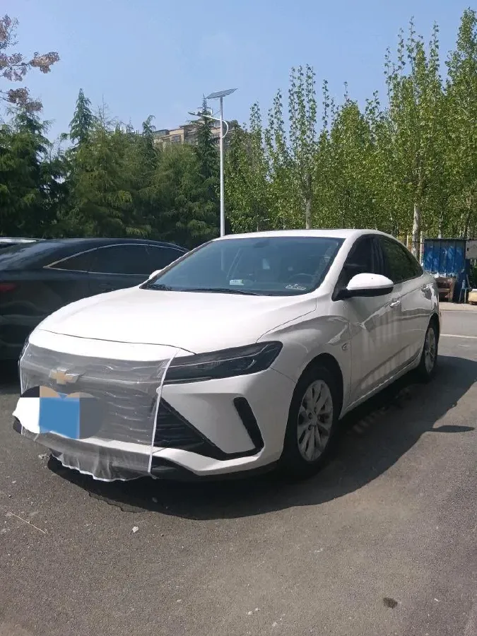 2023 Chevrolet Monza 1.5L 113HP L4 6DCT,autocango,china used car exporter,china ev exporter,chinese used car exporter,chinese used ev exporter