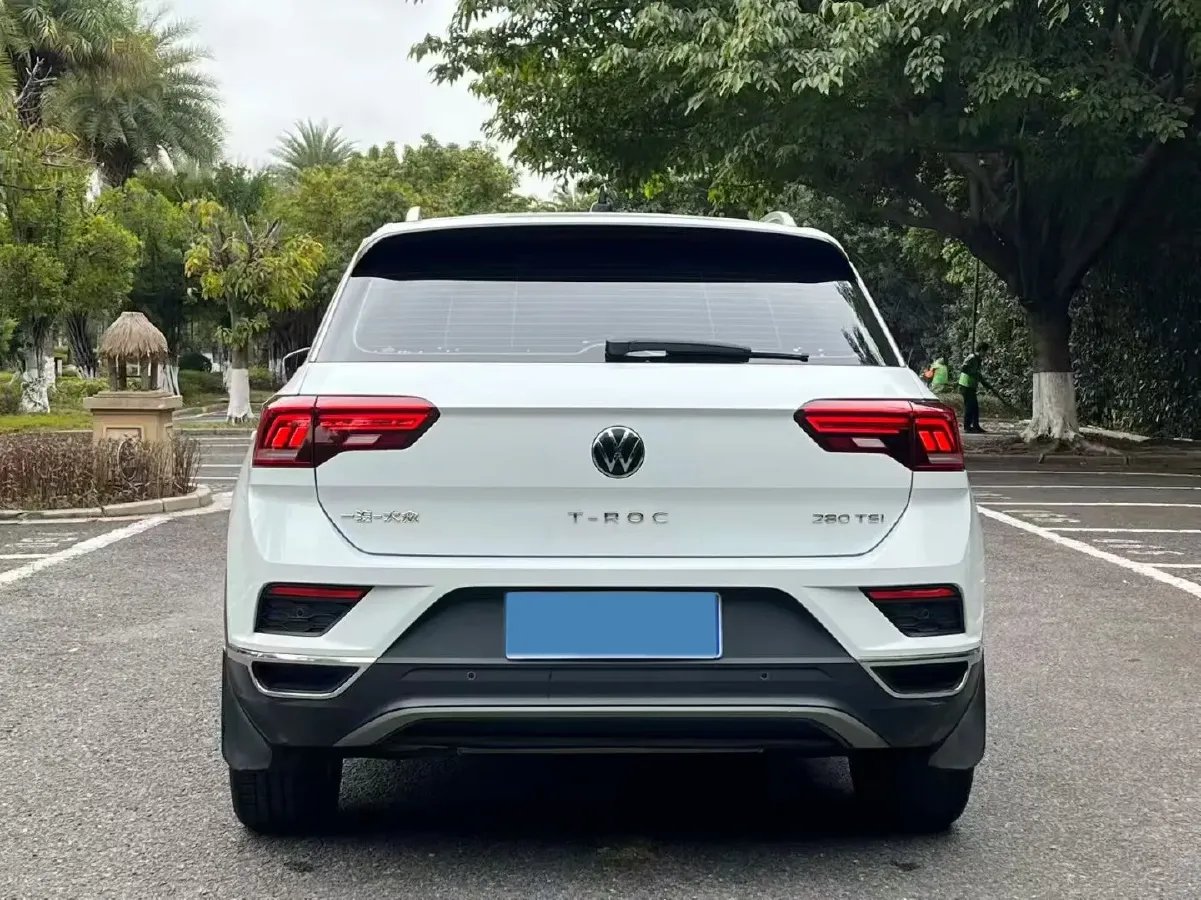 2021 Volkswagen T-Roc 1.4T 150HP L4 7DCT,autocango,china used car exporter,china ev exporter,chinese used car exporter,chinese used ev exporter