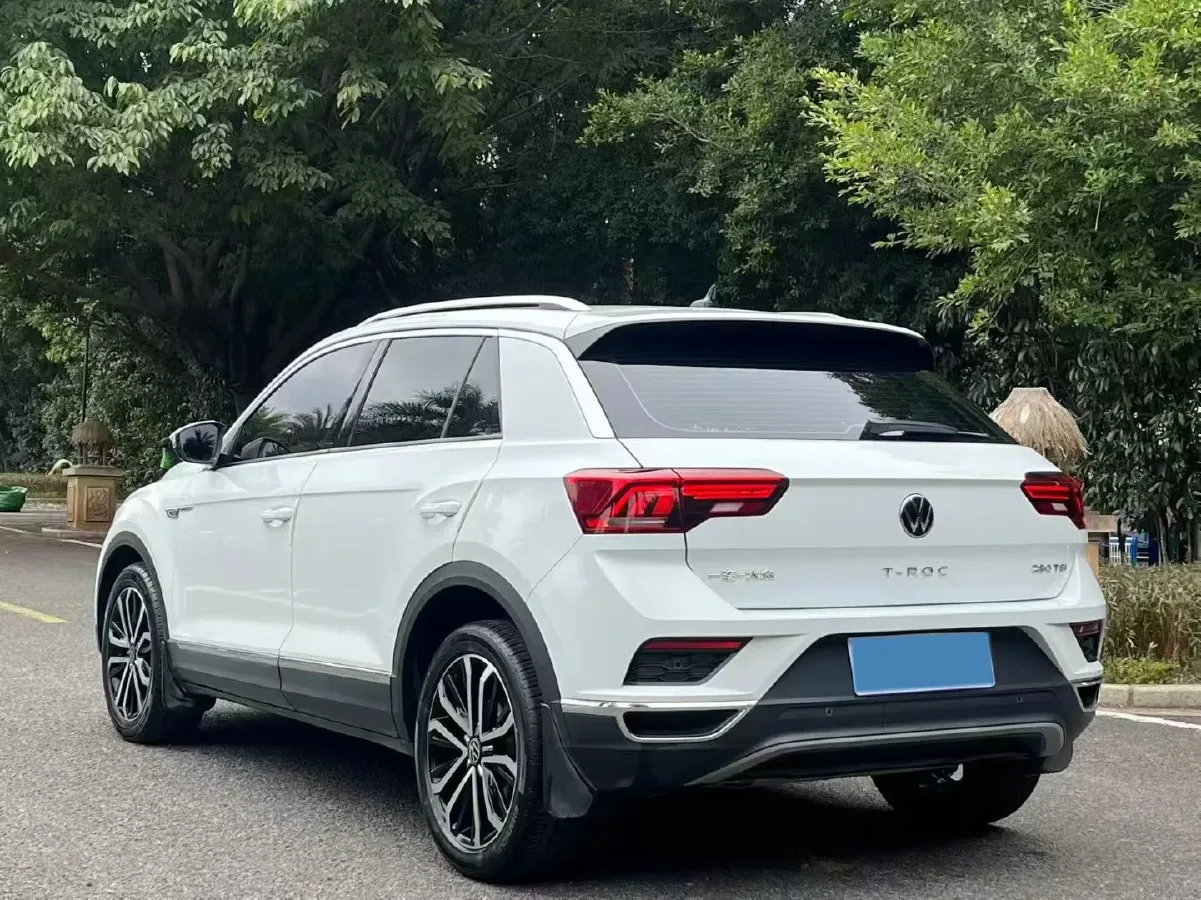 2021 Volkswagen T-Roc 1.4T 150HP L4 7DCT,autocango,china used car exporter,china ev exporter,chinese used car exporter,chinese used ev exporter