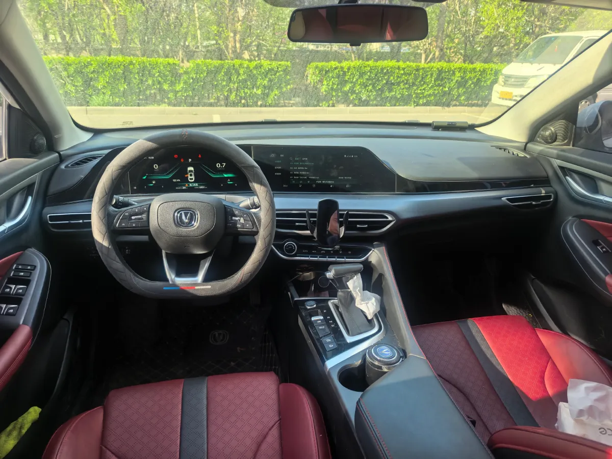 2022 ChangAn Eado 1.4T 160HP L4 7DCT,autocango,china used car exporter,china ev exporter,chinese used car exporter,chinese used ev exporter