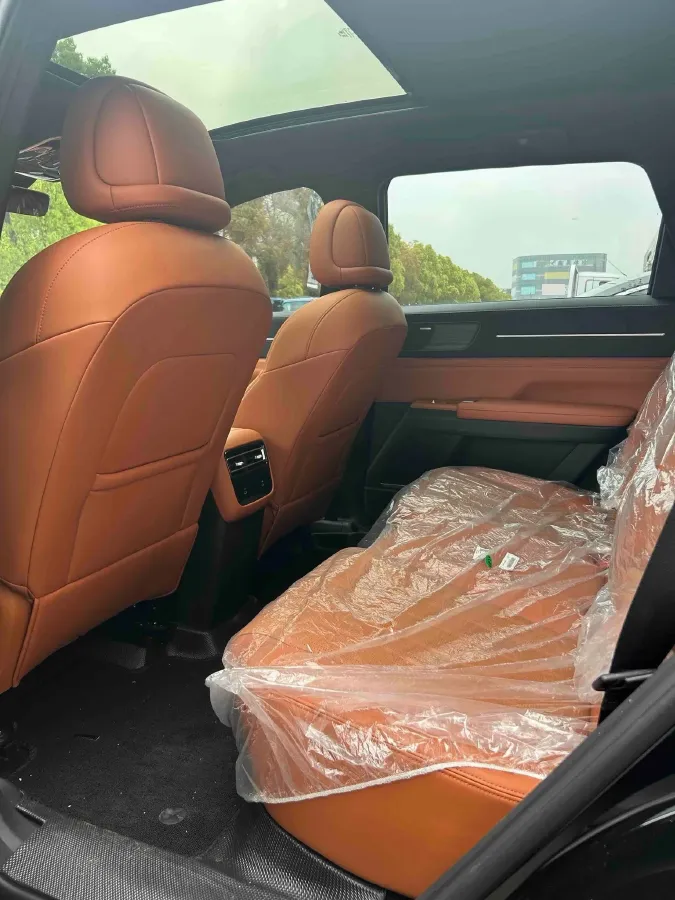 2025 Chery Tiggo8 PLUS C-DM 1.5T 156HP L4 1DHT PHEV,autocango,china used car exporter,china ev exporter,chinese used car exporter,chinese used ev exporter