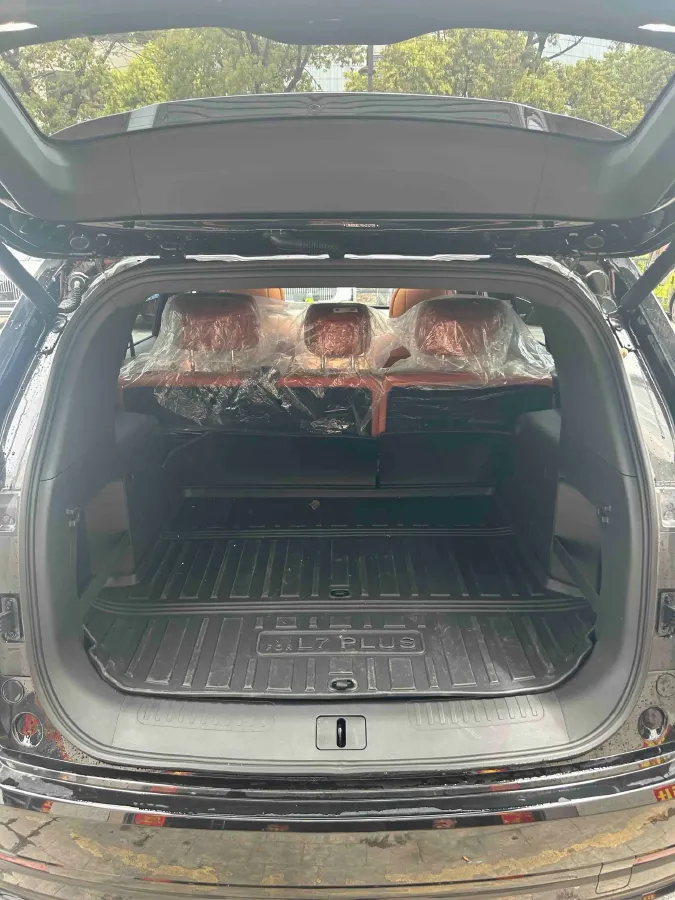 2025 Chery Tiggo8 PLUS C-DM 1.5T 156HP L4 1DHT PHEV,autocango,china used car exporter,china ev exporter,chinese used car exporter,chinese used ev exporter