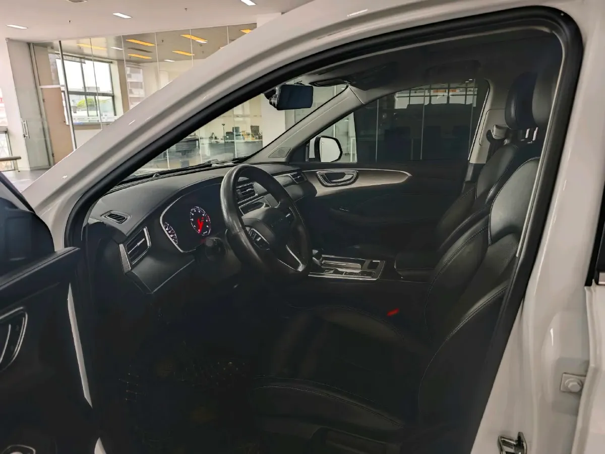 2022 Roewe RX5 1.5T 181HP L4 7DCT,autocango,china used car exporter,china ev exporter,chinese used car exporter,chinese used ev exporter