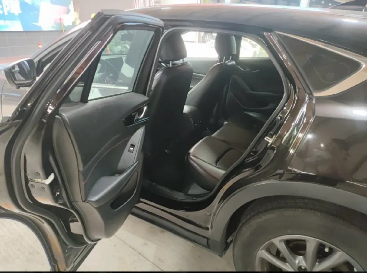 2021 Mazda CX-4 2.0L 158HP L4 6AT,autocango,china used car exporter,china ev exporter,chinese used car exporter,chinese used ev exporter