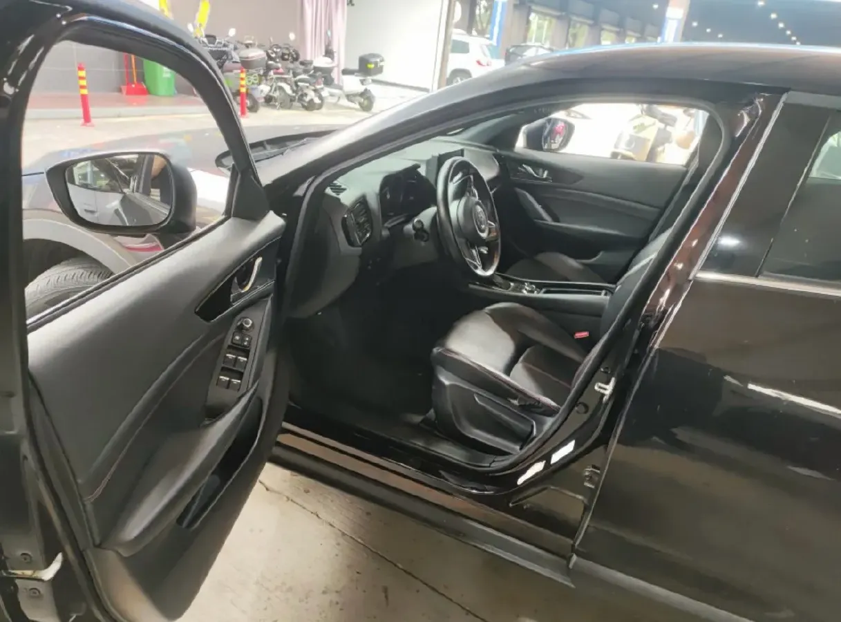 2021 Mazda CX-4 2.0L 158HP L4 6AT,autocango,china used car exporter,china ev exporter,chinese used car exporter,chinese used ev exporter