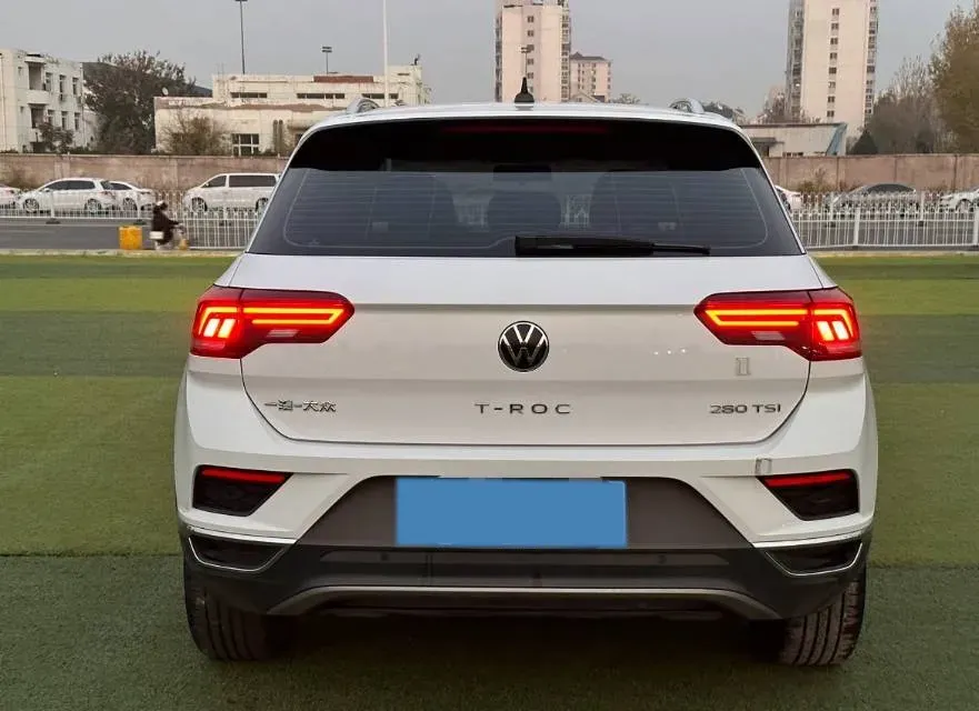 2021 Volkswagen T-Roc 1.4T 150HP L4 7DCT,autocango,china used car exporter,china ev exporter,chinese used car exporter,chinese used ev exporter