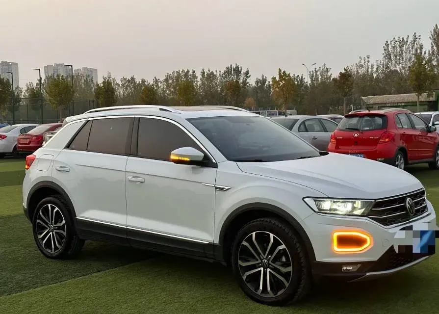 2021 Volkswagen T-Roc 1.4T 150HP L4 7DCT,autocango,china used car exporter,china ev exporter,chinese used car exporter,chinese used ev exporter