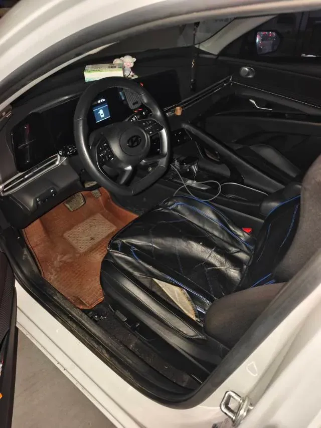 2021 Hyundai Elantra 1.5L 115HP L4 CVT,autocango,china used car exporter,china ev exporter,chinese used car exporter,chinese used ev exporter