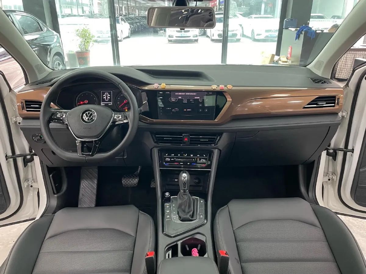 2021 Volkswagen Tharu 1.4T 150HP L4 7DCT,autocango,china used car exporter,china ev exporter,chinese used car exporter,chinese used ev exporter