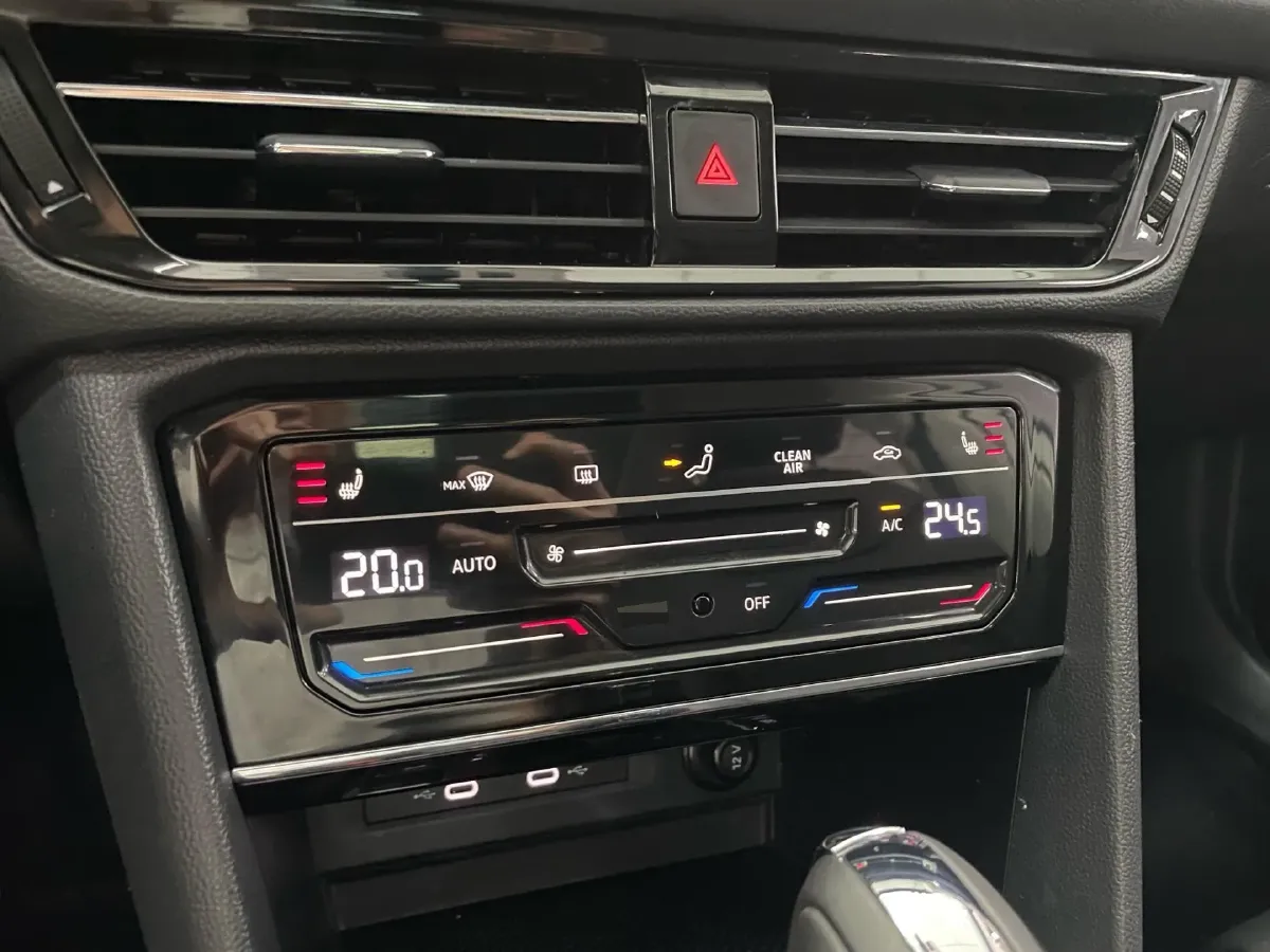 2021 Volkswagen Tharu 1.4T 150HP L4 7DCT,autocango,china used car exporter,china ev exporter,chinese used car exporter,chinese used ev exporter