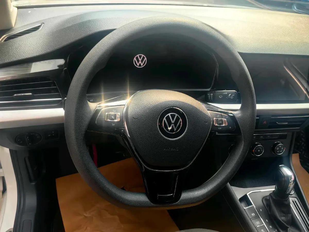 2022 Volkswagen Sagitar 1.2T 116HP L4 7DCT,autocango,china used car exporter,china ev exporter,chinese used car exporter,chinese used ev exporter