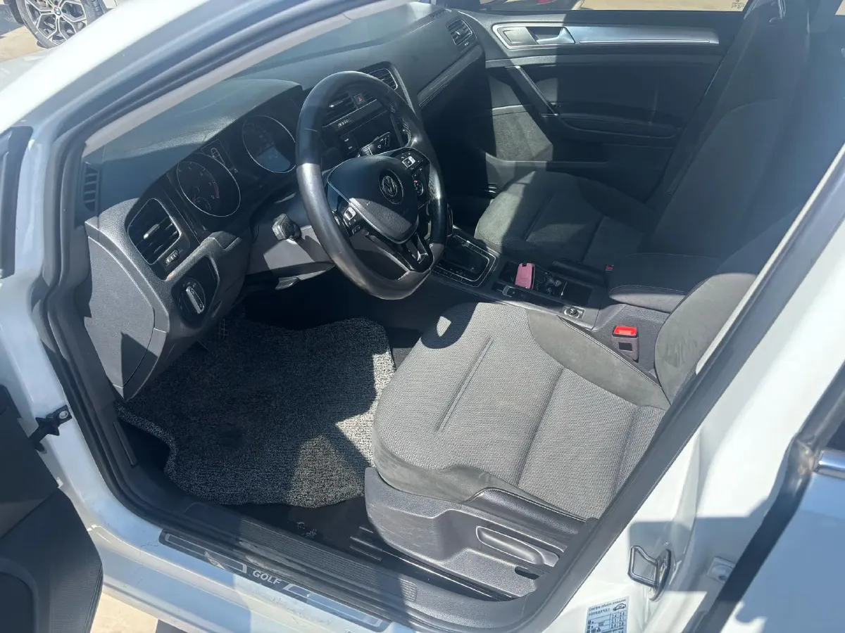 2018 Volkswagen Golf 1.4T 131HP L4 7DCT,autocango,china used car exporter,china ev exporter,chinese used car exporter,chinese used ev exporter