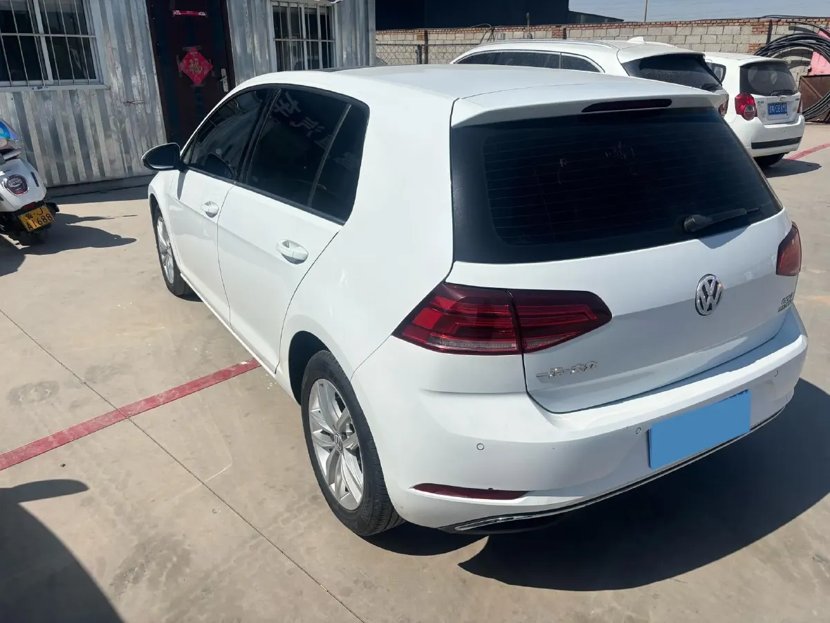 2018 Volkswagen Golf 1.4T 131HP L4 7DCT,autocango,china used car exporter,china ev exporter,chinese used car exporter,chinese used ev exporter