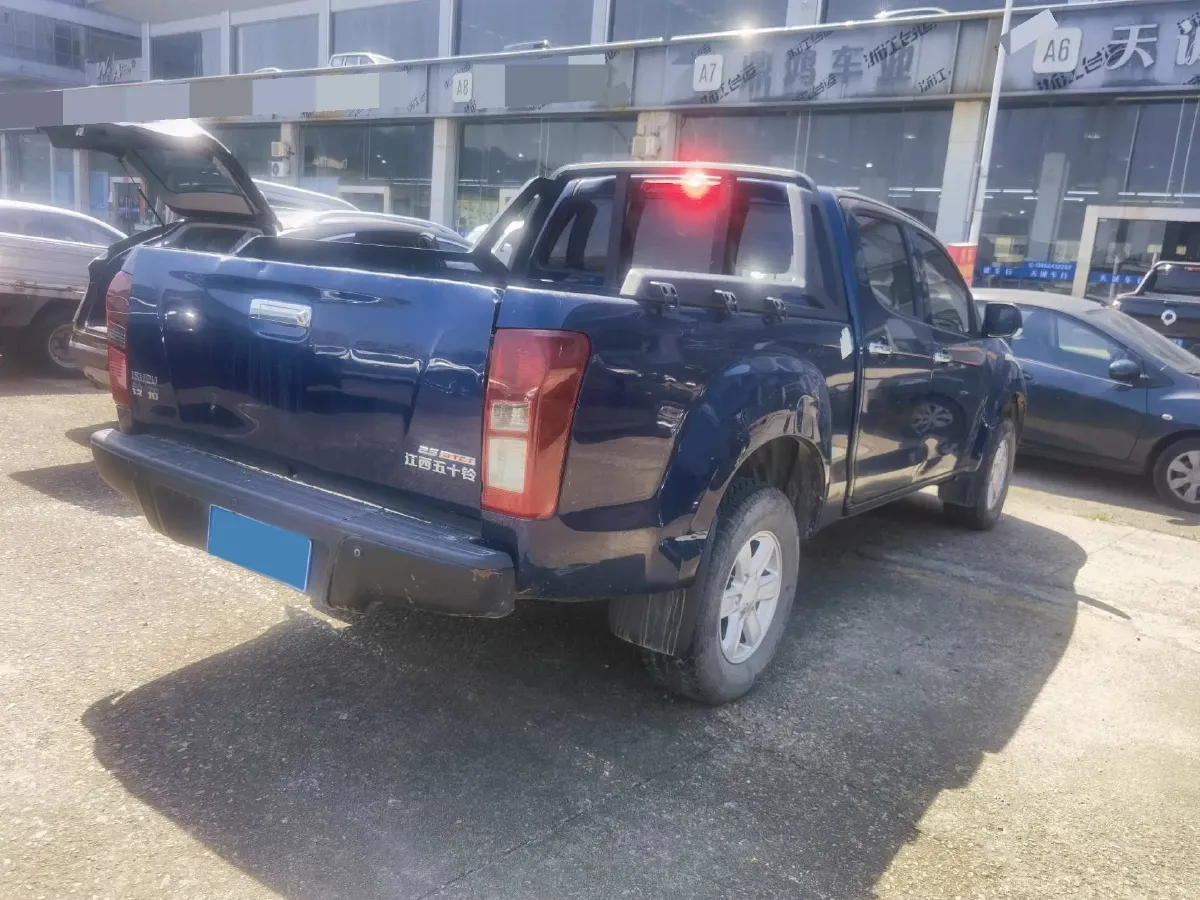 2020 Isuzu LingTuo 2.5T 150HP L4 6AT,autocango,china used car exporter,china ev exporter,chinese used car exporter,chinese used ev exporter