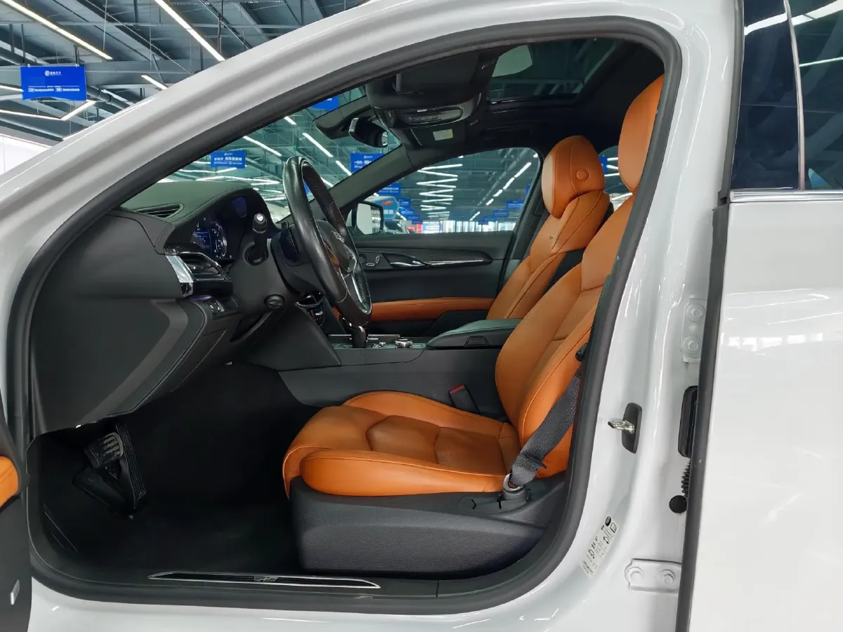 2022 Cadillac CT6 2.0T 237HP L4 10AT,autocango,china used car exporter,china ev exporter,chinese used car exporter,chinese used ev exporter