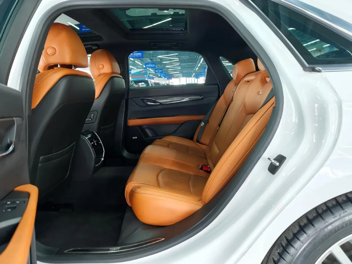 2022 Cadillac CT6 2.0T 237HP L4 10AT,autocango,china used car exporter,china ev exporter,chinese used car exporter,chinese used ev exporter