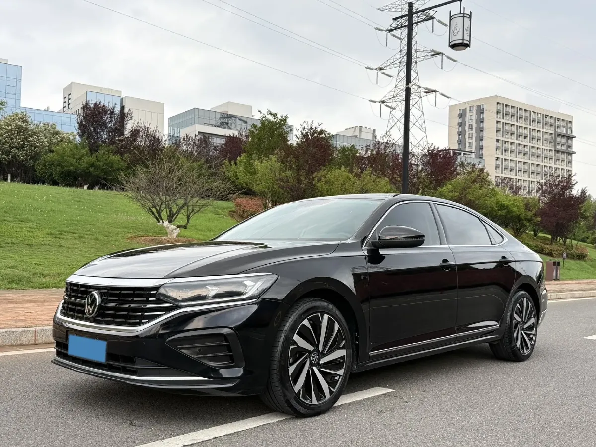 2024 Volkswagen Passat 2.0T 186HP L4 7DCT,autocango,china used car exporter,china ev exporter,chinese used car exporter,chinese used ev exporter