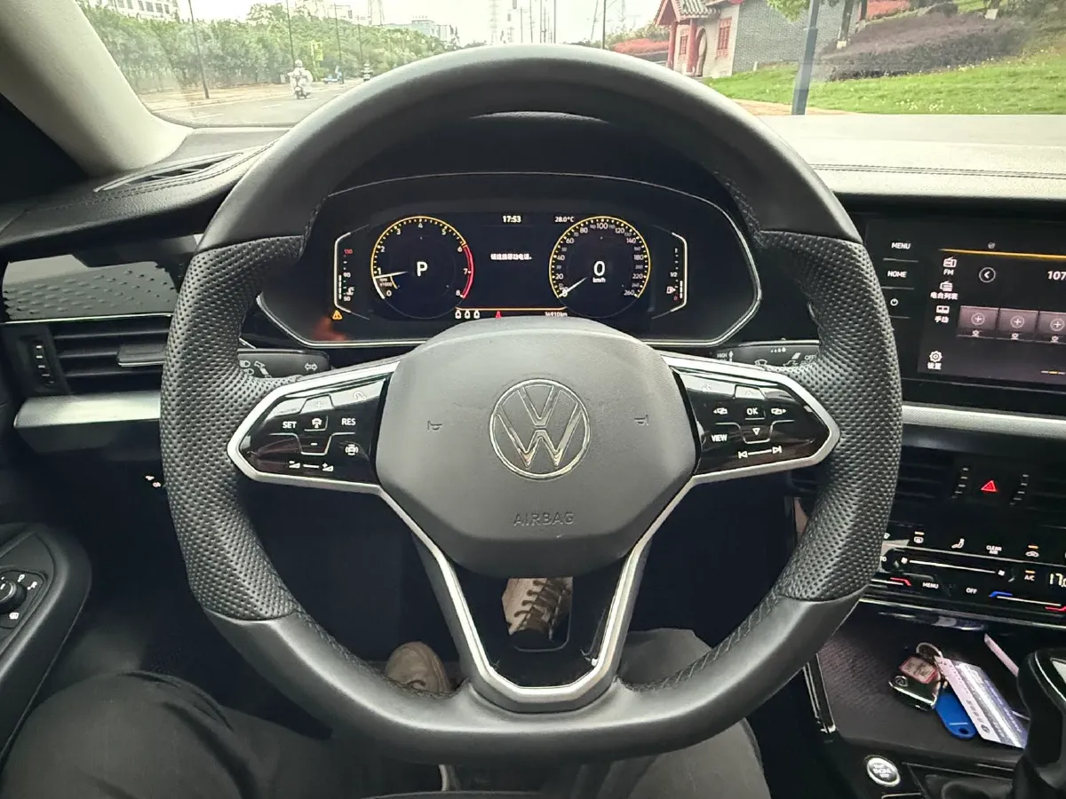 2024 Volkswagen Passat 2.0T 186HP L4 7DCT,autocango,china used car exporter,china ev exporter,chinese used car exporter,chinese used ev exporter