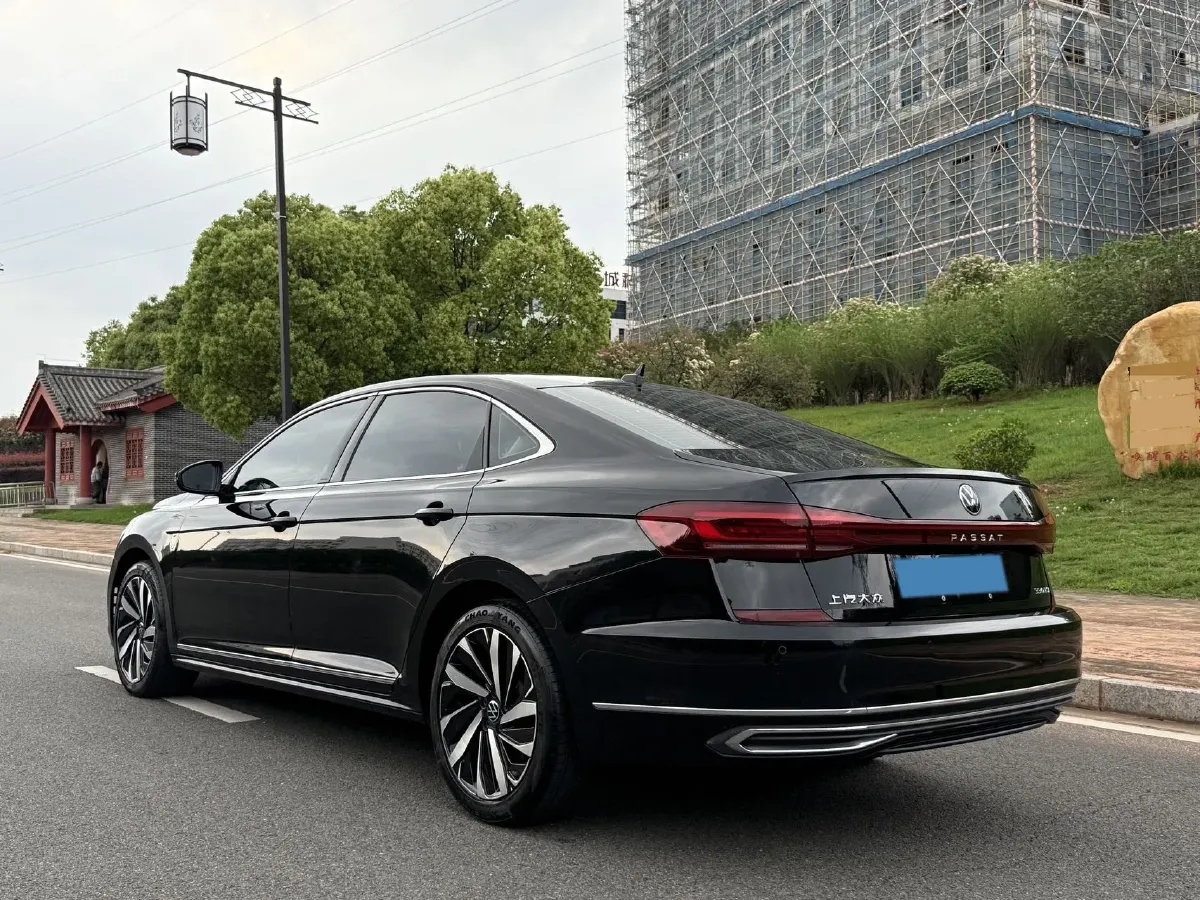 2024 Volkswagen Passat 2.0T 186HP L4 7DCT,autocango,china used car exporter,china ev exporter,chinese used car exporter,chinese used ev exporter
