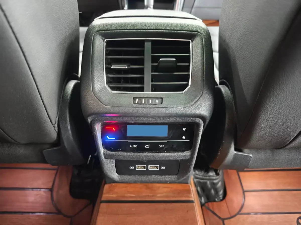 2021 Volkswagen Tayron 2.0T 186HP L4 7DCT,autocango,china used car exporter,china ev exporter,chinese used car exporter,chinese used ev exporter