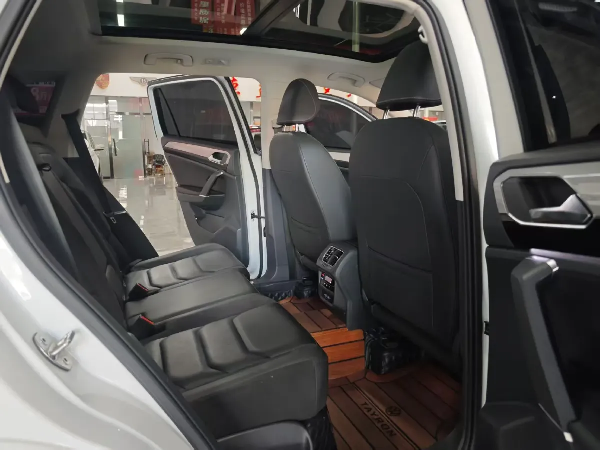 2021 Volkswagen Tayron 2.0T 186HP L4 7DCT,autocango,china used car exporter,china ev exporter,chinese used car exporter,chinese used ev exporter