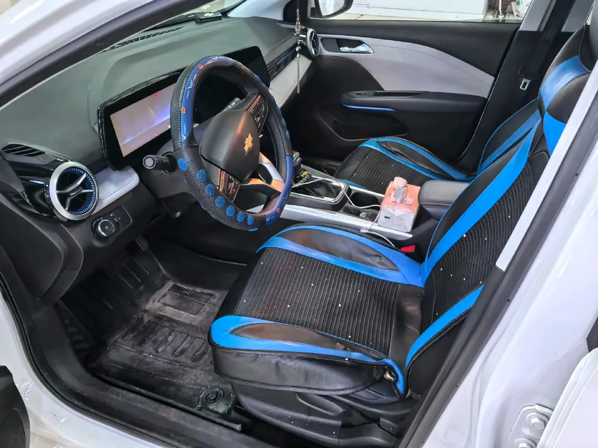 2023 Chevrolet Monza 1.5L 113HP L4 6DCT,autocango,china used car exporter,china ev exporter,chinese used car exporter,chinese used ev exporter