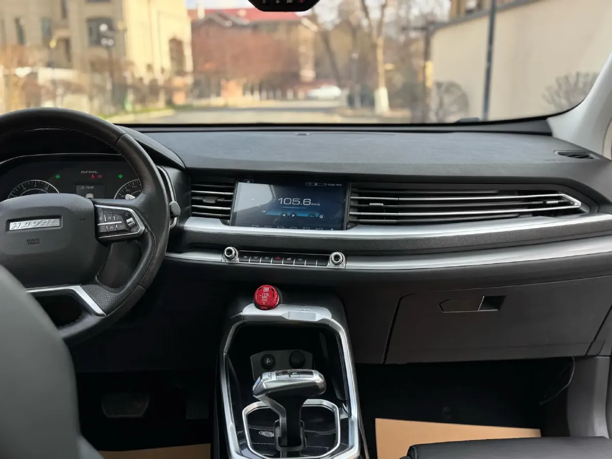 2017 Haval H6 2.0T 197HP L4 7DCT,autocango,china used car exporter,china ev exporter,chinese used car exporter,chinese used ev exporter