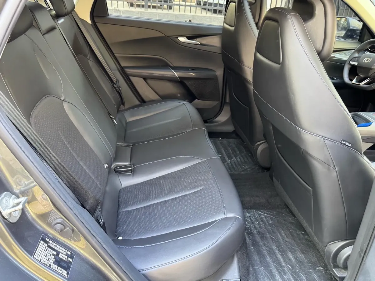 2025 ChangAn QiYuan A05 1.5L 98HP L4 E-CVT PHEV 9.07KWH,autocango,china used car exporter,china ev exporter,chinese used car exporter,chinese used ev exporter