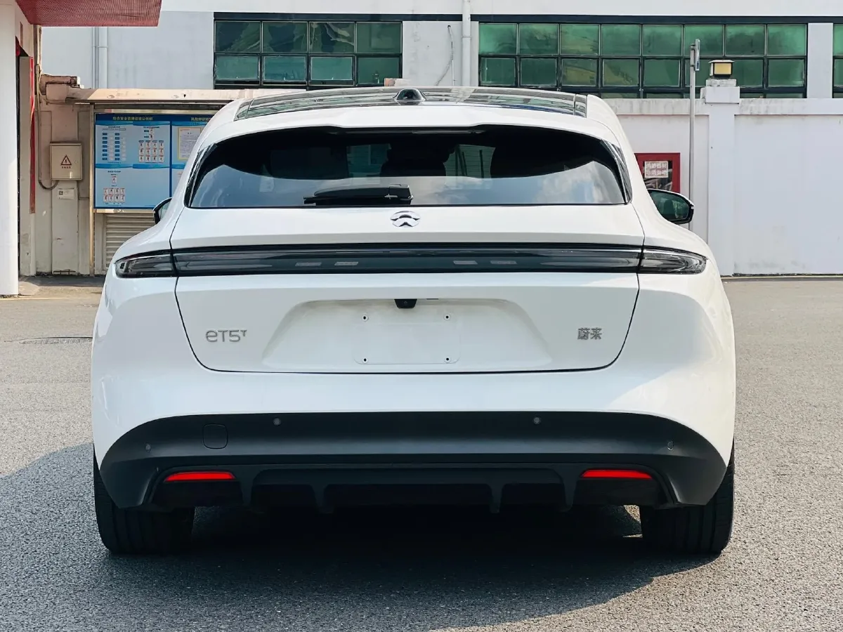 2024 NIO ET5T BEV 75KWH,autocango,china used car exporter,china ev exporter,chinese used car exporter,chinese used ev exporter