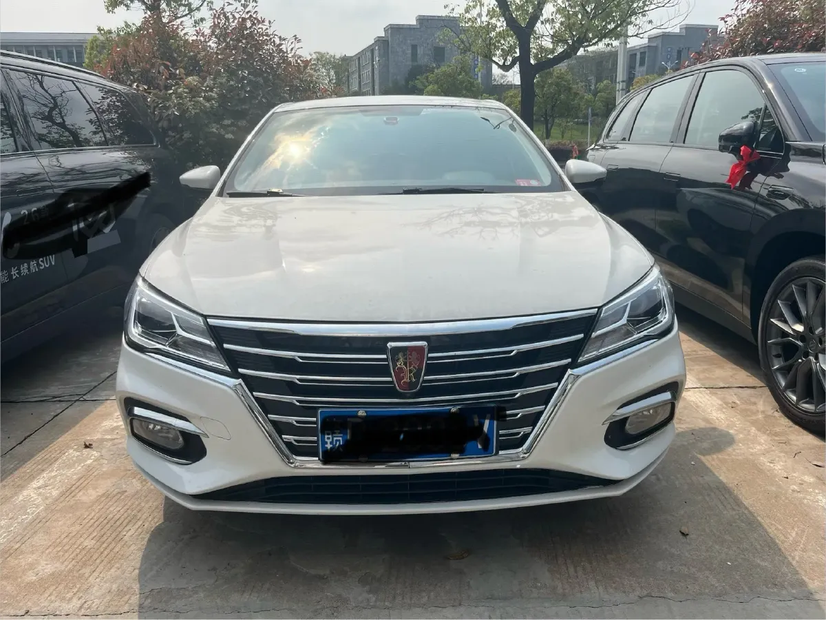 2020 Roewe i5 1.5L 120HP L4 CVT,autocango,china used car exporter,china ev exporter,chinese used car exporter,chinese used ev exporter