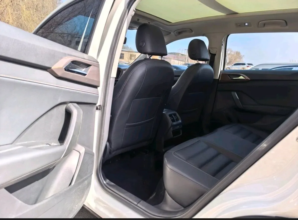 2022 Ford Transit 2.0T 202HP L4 6AT,autocango,china used car exporter,china ev exporter,chinese used car exporter,chinese used ev exporter