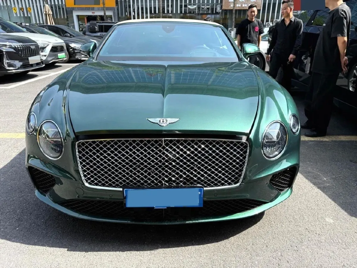 2022 Bentley Continental 4.0T 549HP V8 8DCT,autocango,china used car exporter,china ev exporter,chinese used car exporter,chinese used ev exporter