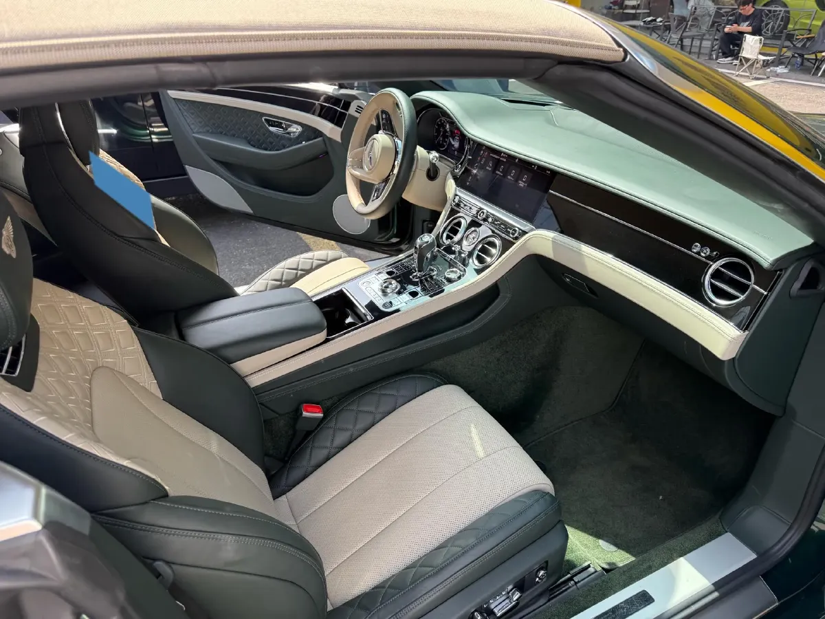 2022 Bentley Continental 4.0T 549HP V8 8DCT,autocango,china used car exporter,china ev exporter,chinese used car exporter,chinese used ev exporter